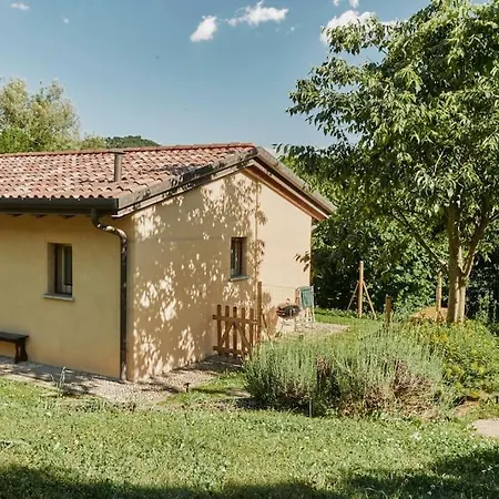 Moodwest Cottage, At 15 Minutes דירה *